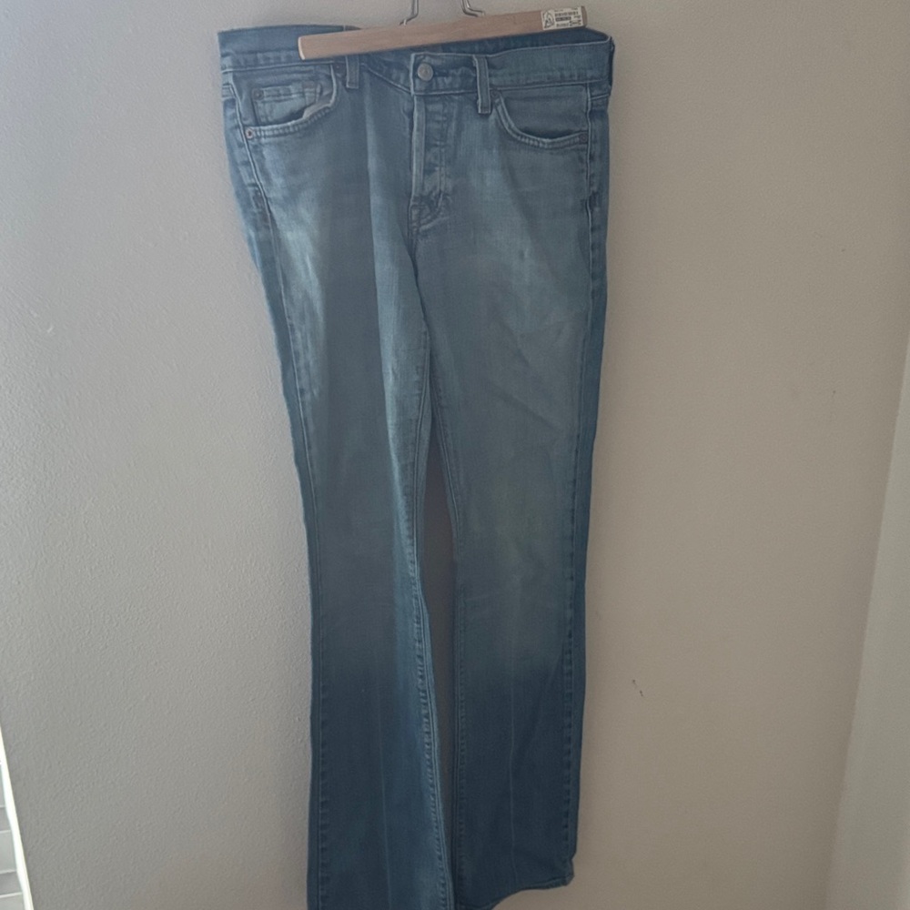 7 For all Mankind five pocket button fly Blue Jeans rise 8.5” straight leg Sz 29